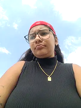 Snapshot of Sofythom1 chatting on March 22, 2025, 7:42 pm Sofythom1 online show from March 22, 2025, 7:42 pm