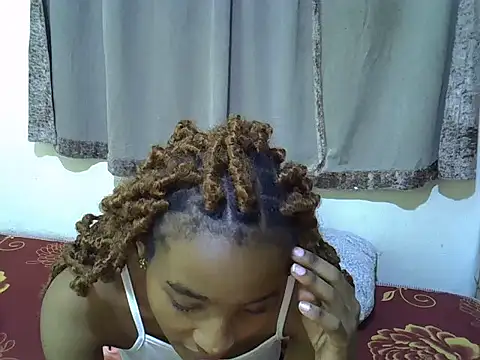 cute-alexis online show from January 15, 2025, 5:58 pm