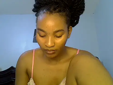 Snapshot of cute-alexis chatting on June 27, 2026, 12:22 pm cute-alexis online show from June 27, 2026, 12:22 pm