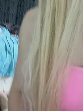 Snapshot of -RIVIERA- chatting on February 7, 2026, 10:13 pm -RIVIERA- online show from February 7, 2026, 10:13 pm