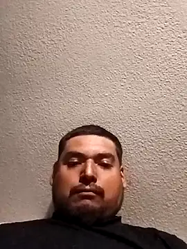 Snapshot of AcousticFuzz8 chatting on October 17, 2025, 11:13 am AcousticFuzz8 online show from October 17, 2025, 11:13 am