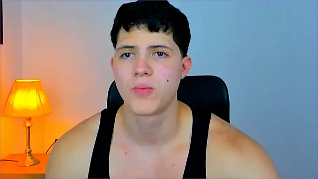 Snapshot of Hazzan_Velez chatting on February 13, 2025, 3:07 am Hazzan Velez online show from February 13, 2025, 3:07 am