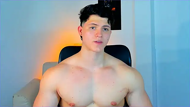 Snapshot of Hazzan_Velez chatting on March 23, 2025, 1:20 am Hazzan Velez online show from March 23, 2025, 1:20 am