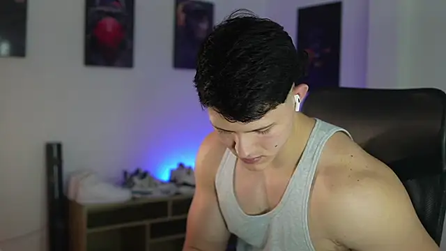 Snapshot of Hazzan_Velez chatting on September 20, 2025, 2:01 am Hazzan Velez online show from September 20, 2025, 2:01 am