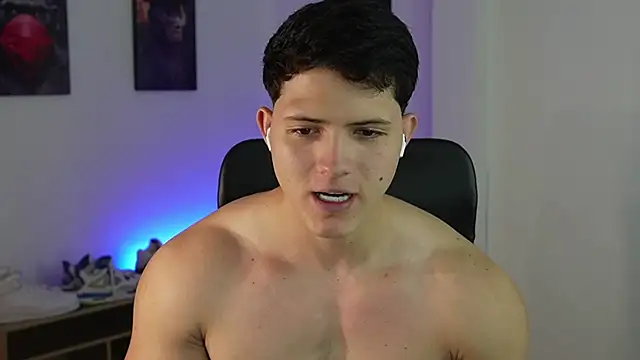 Snapshot of Hazzan_Velez chatting on September 28, 2025, 12:38 am Hazzan Velez online show from September 28, 2025, 12:38 am