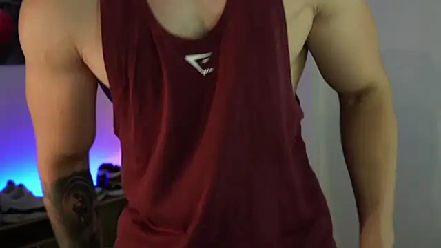 Snapshot of Hazzan_Velez chatting on September 30, 2025, 12:37 am Hazzan Velez online show from September 30, 2025, 12:37 am