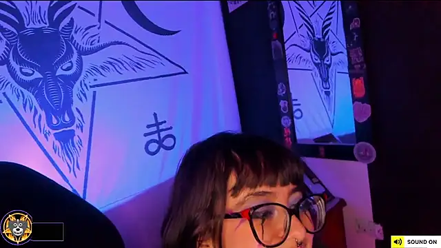 kaos room online show from December 4, 2024, 5:38 am