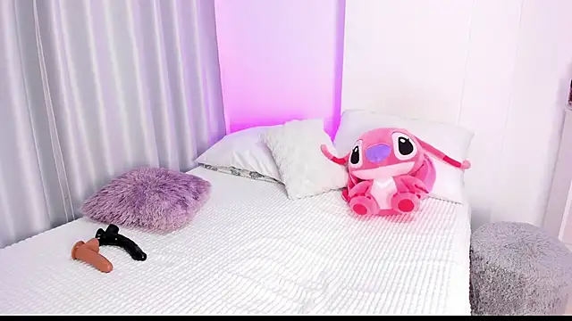 Snapshot of abbyfoxx_ chatting on December 8, 2024, 4:04 am abbyfoxx online show from December 8, 2024, 4:04 am