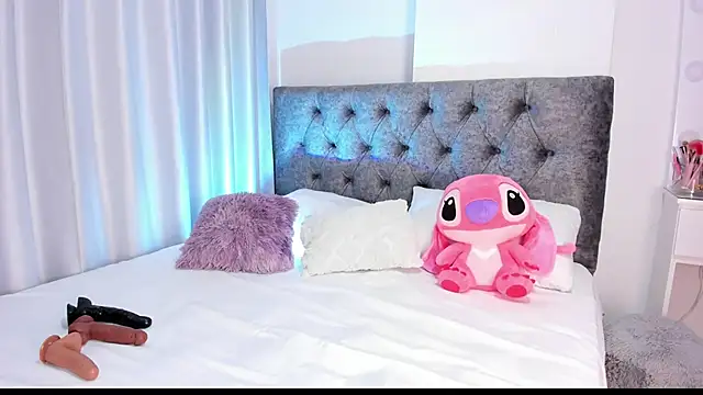 Snapshot of abbyfoxx_ chatting on January 15, 2025, 3:11 am abbyfoxx online show from January 15, 2025, 3:11 am