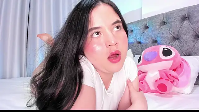 Snapshot of abbyfoxx_ chatting on January 28, 2025, 11:07 pm abbyfoxx online show from January 28, 2025, 11:07 pm