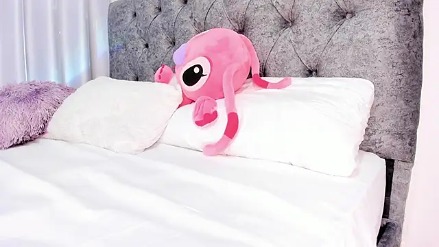 Snapshot of abbyfoxx_ chatting on February 12, 2025, 3:16 pm abbyfoxx online show from February 12, 2025, 3:16 pm