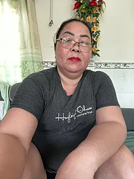 Snapshot of NDith chatting on April 2, 2026, 1:58 am NDith online show from April 2, 2026, 1:58 am