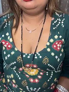 Oh-Monika online show from April 4, 2026, 9:18 am