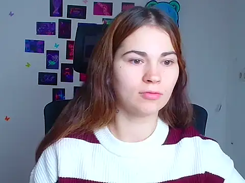 Snapshot of Loon_Amore chatting on December 21, 2025, 6:53 am Loon Amore online show from December 21, 2025, 6:53 am