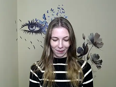 Snapshot of StrangerGi chatting on December 12, 2024, 11:18 am StrangerGi online show from December 12, 2024, 11:18 am