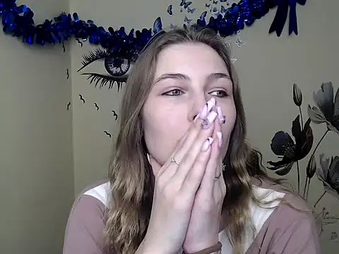 Snapshot of StrangerGi chatting on January 19, 2025, 1:01 pm StrangerGi online show from January 19, 2025, 1:01 pm