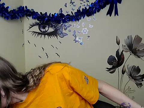 Snapshot of StrangerGi chatting on January 23, 2025, 1:13 pm StrangerGi online show from January 23, 2025, 1:13 pm