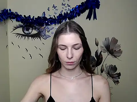 Snapshot of StrangerGi chatting on January 24, 2025, 6:56 pm StrangerGi online show from January 24, 2025, 6:56 pm