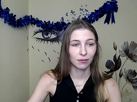 Snapshot of StrangerGi chatting on February 4, 2025, 12:55 pm StrangerGi online show from February 4, 2025, 12:55 pm