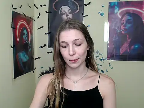 Snapshot of StrangerGi chatting on March 13, 2025, 9:43 am StrangerGi online show from March 13, 2025, 9:43 am