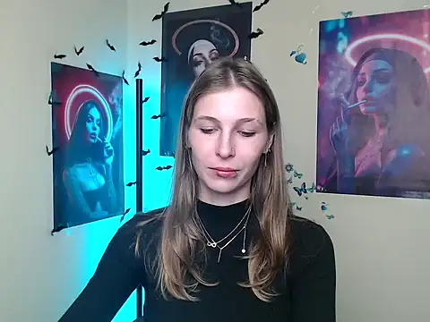 Snapshot of StrangerGi chatting on September 14, 2025, 6:29 pm StrangerGi online show from September 14, 2025, 6:29 pm