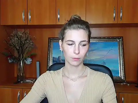 Snapshot of StrangerGi chatting on September 24, 2025, 11:02 am StrangerGi online show from September 24, 2025, 11:02 am