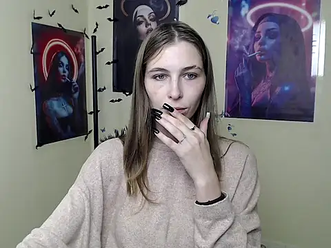 Snapshot of StrangerGi chatting on October 3, 2025, 6:21 am StrangerGi online show from October 3, 2025, 6:21 am