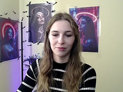 Snapshot of StrangerGi chatting on October 4, 2025, 6:11 am StrangerGi online show from October 4, 2025, 6:11 am