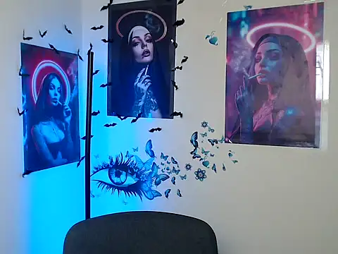 Snapshot of StrangerGi chatting on October 10, 2025, 5:12 pm StrangerGi online show from October 10, 2025, 5:12 pm