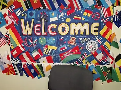 Snapshot of StrangerGi chatting on October 27, 2025, 7:23 am StrangerGi online show from October 27, 2025, 7:23 am