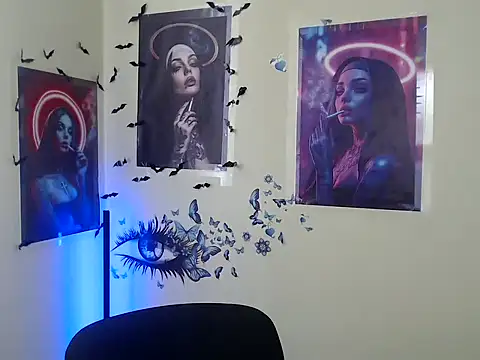 Snapshot of StrangerGi chatting on November 7, 2025, 6:57 am StrangerGi online show from November 7, 2025, 6:57 am