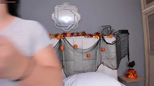 Snapshot of AkiraKings chatting on October 16, 2025, 4:13 am AkiraKings online show from October 16, 2025, 4:13 am