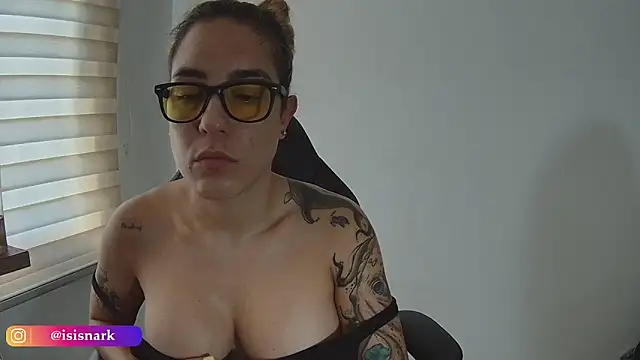 Isis69  online show from March 14, 2026, 1:05 pm