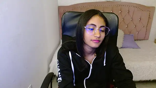 shaneelle online show from January 31, 2025, 9:16 am