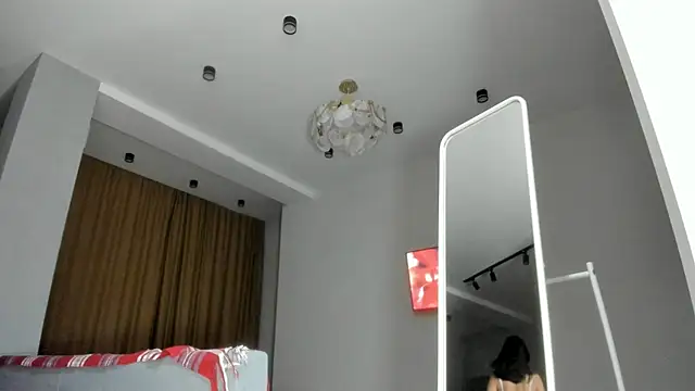 Snapshot of Yukisans chatting on December 22, 2024, 3:44 pm Yukisans online show from December 22, 2024, 3:44 pm