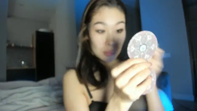 Snapshot of Yukisans chatting on March 12, 2025, 4:19 am Yukisans online show from March 12, 2025, 4:19 am