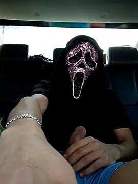 Alfrendino44 online show from December 17, 2025, 8:37 pm