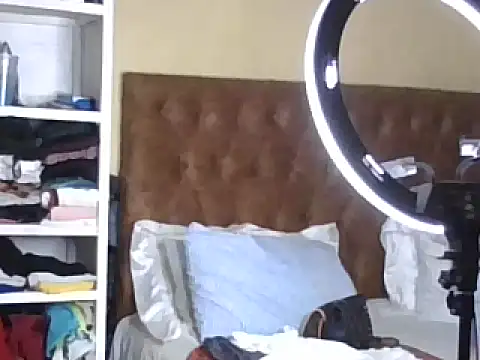 Snapshot of Bootiq chatting on February 23, 2026, 9:39 am Bootiq online show from February 23, 2026, 9:39 am