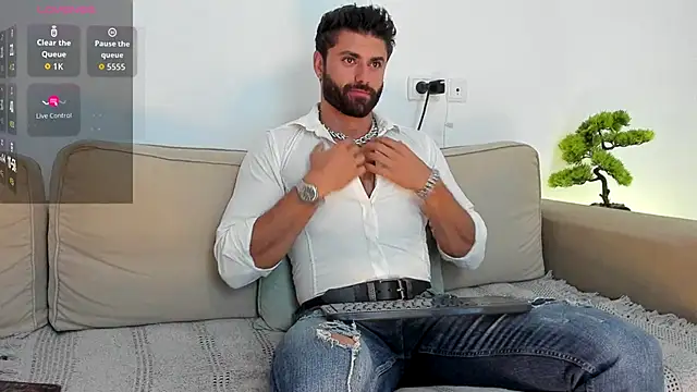 Snapshot of RawAdam chatting on October 1, 2025, 8:15 pm RawAdam online show from October 1, 2025, 8:15 pm