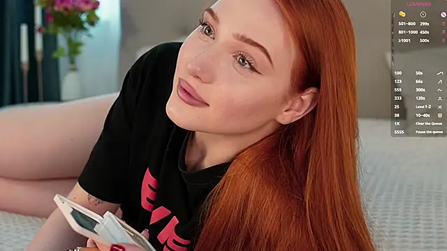 Snapshot of KleinGlif chatting on March 1, 2025, 5:09 am KleinGlif online show from March 1, 2025, 5:09 am