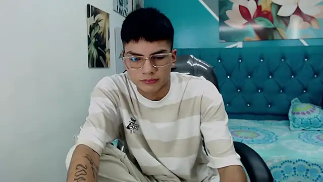 Snapshot of Noha_scott chatting on February 11, 2025, 10:39 pm Noha scott online show from February 11, 2025, 10:39 pm