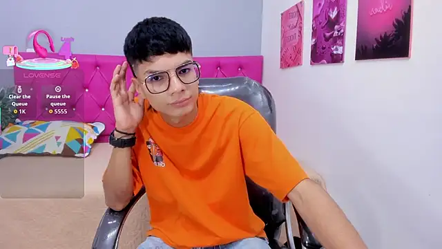 Snapshot of Noha_scott chatting on October 11, 2025, 11:03 pm Noha scott online show from October 11, 2025, 11:03 pm