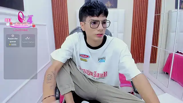 Noha scott online show from April 12, 2026, 5:51 pm