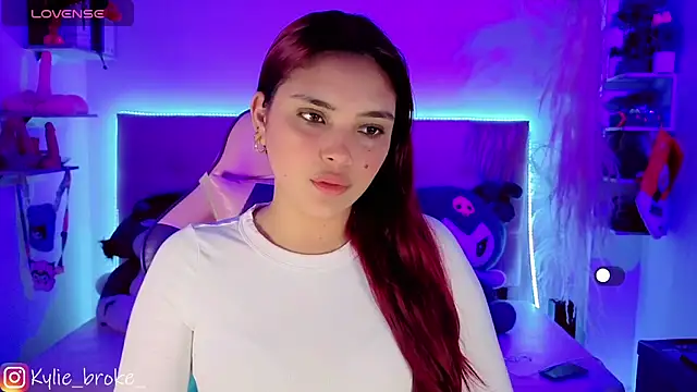 Kylie brokee online show from November 28, 2025, 9:06 pm