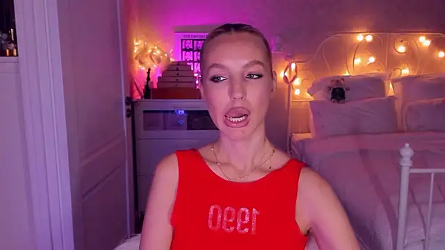 aestetick online show from February 6, 2026, 11:13 am