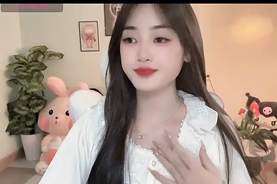  Aimy  online show from December 1, 2025, 4:50 am