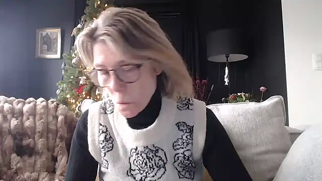 godinflower online show from November 26, 2025, 12:28 pm