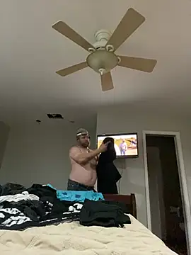 rocket8669 online show from February 17, 2026, 4:09 am