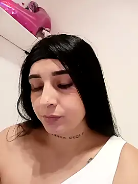 Juanamd1 online show from December 21, 2024, 9:01 am