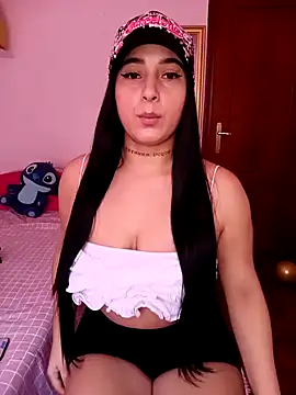 Juanamd1 online show from February 4, 2025, 9:17 am